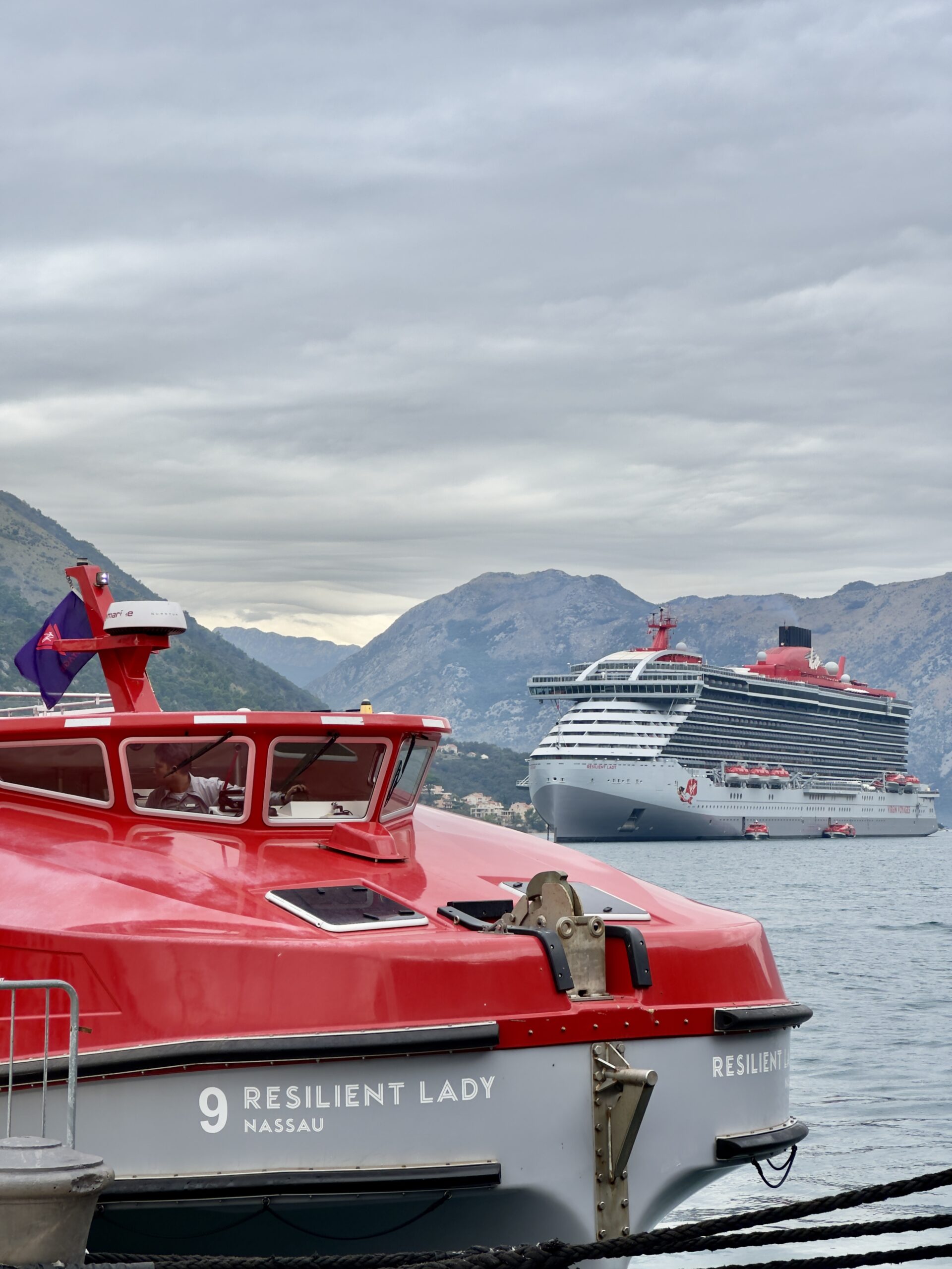 Wat is Tenderen bij een Cruiseschip? Een Heldere Uitleg!